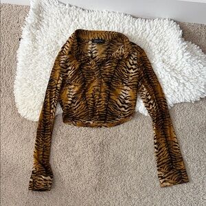 Emory Park Cropped Brown and Black Tiger Print Button Down Shirt